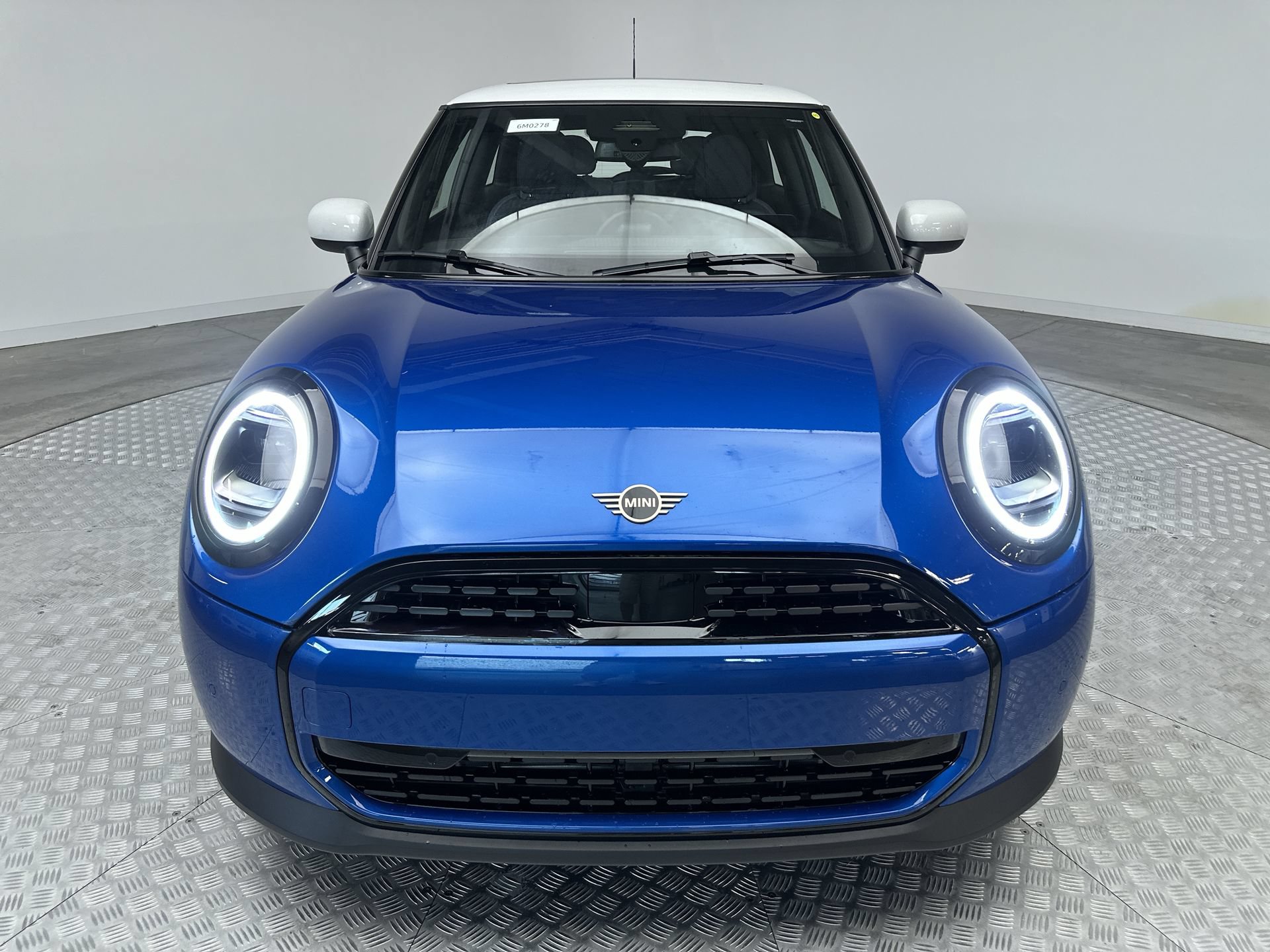 New 2026 MINI Cooper 2-Door Hardtop FWD image 28