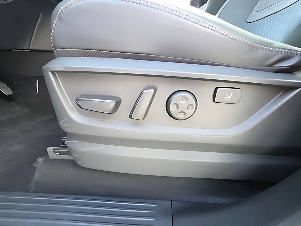 New 2026 Nissan Armada Platinum Reserve w/ Accent Package AWD/4WD image 28