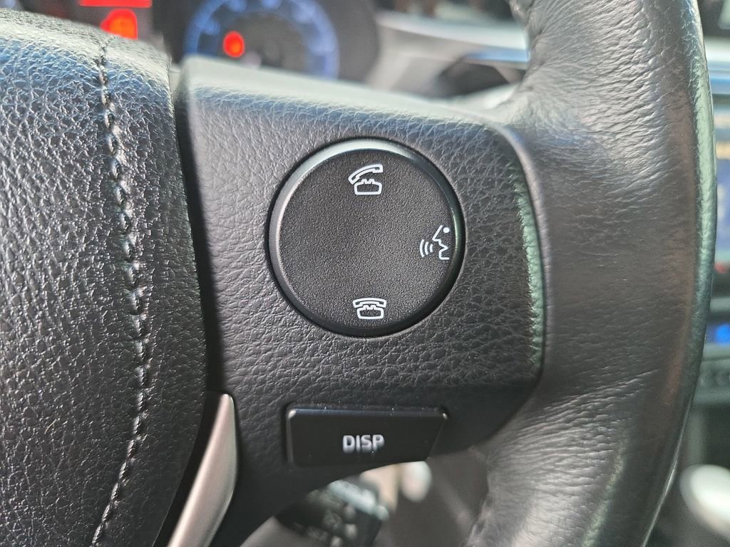 Used 2015 Toyota Corolla L image 18