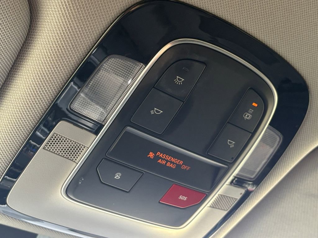 Used 2022 Hyundai Santa Fe SEL AWD/4WD image 17
