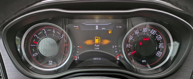 Used 2018 Dodge Challenger R/T RWD image 11