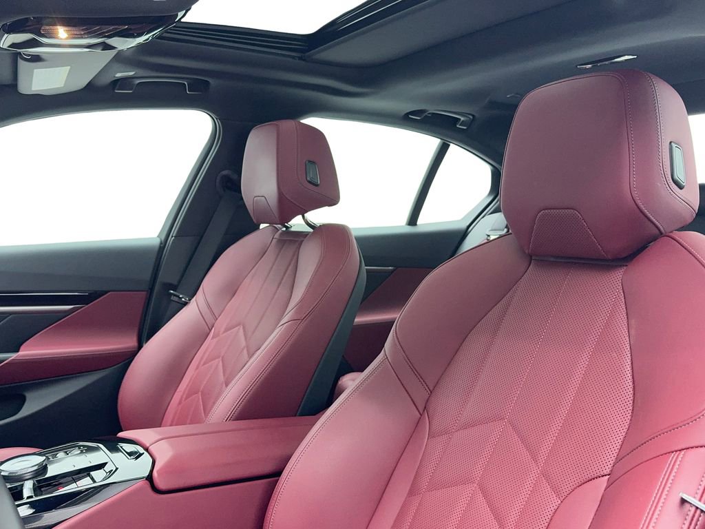 Used 2026 BMW 530i xDrive image 35