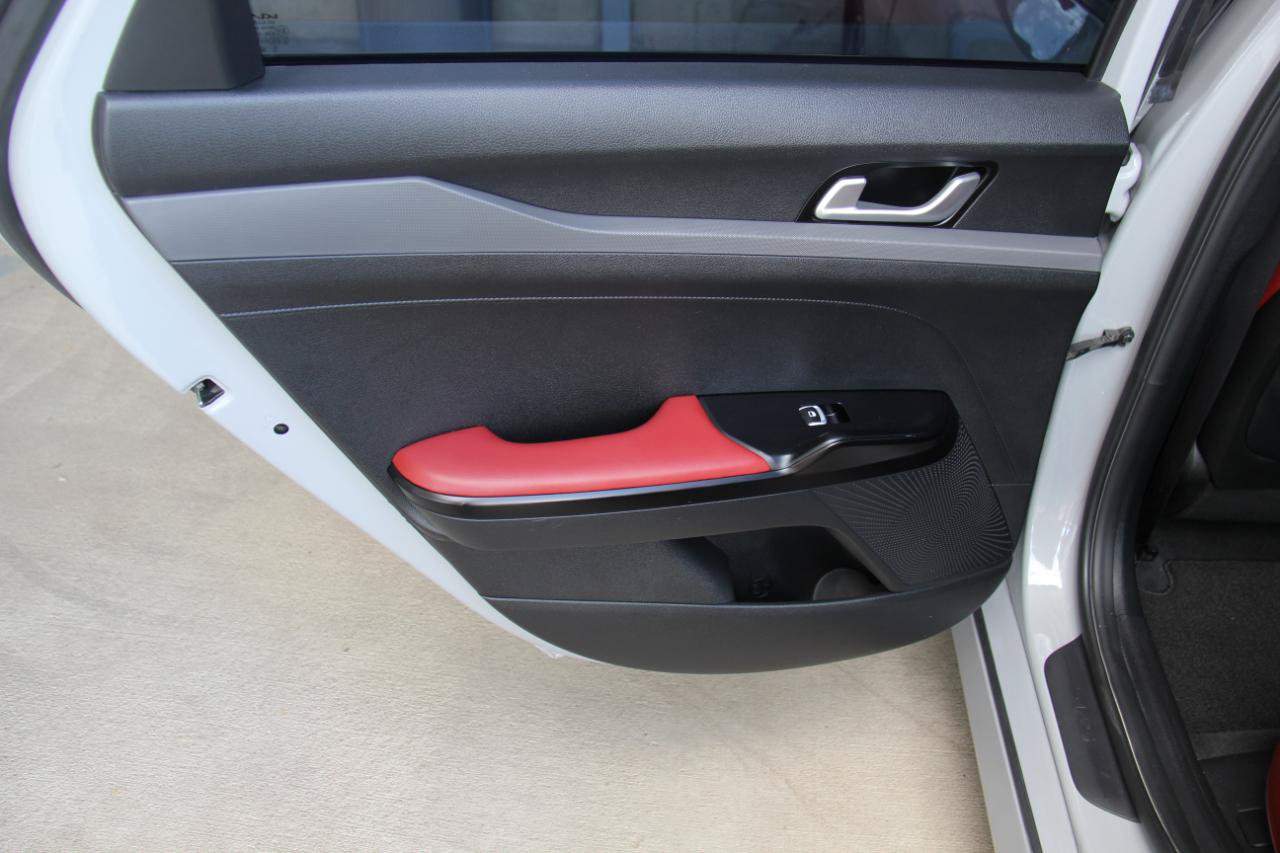 Used 2024 Kia K5 GT-Line w/ GT-Line Premium Package FWD image 27