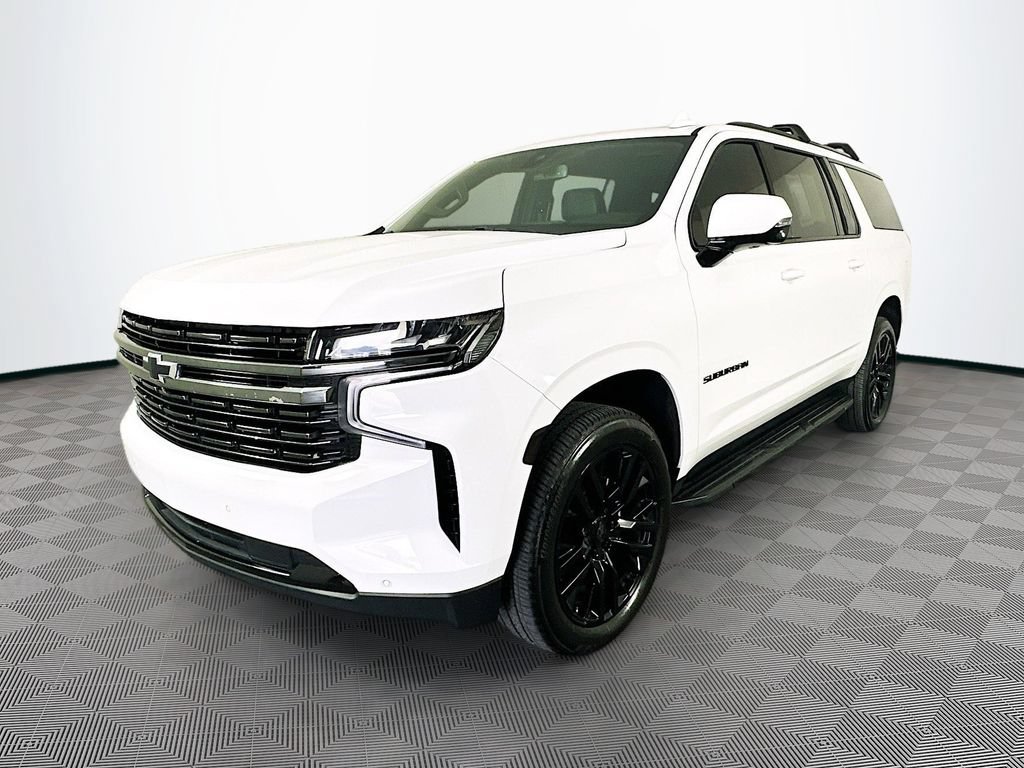Used 2022 Chevrolet Suburban RST w/ Luxury Package AWD/4WD image 6