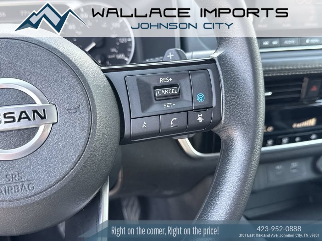 Used 2021 Nissan Rogue SV FWD image 29