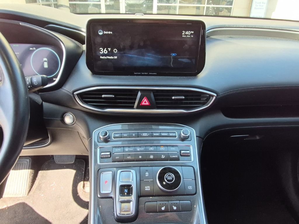 Used 2022 Hyundai Santa Fe SEL w/ Convenience + Premium Package image 10