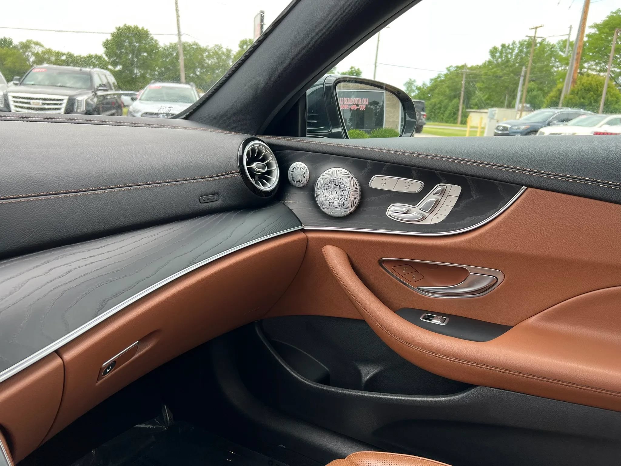 Used 2018 Mercedes-Benz E 400 4MATIC Coupe image 16
