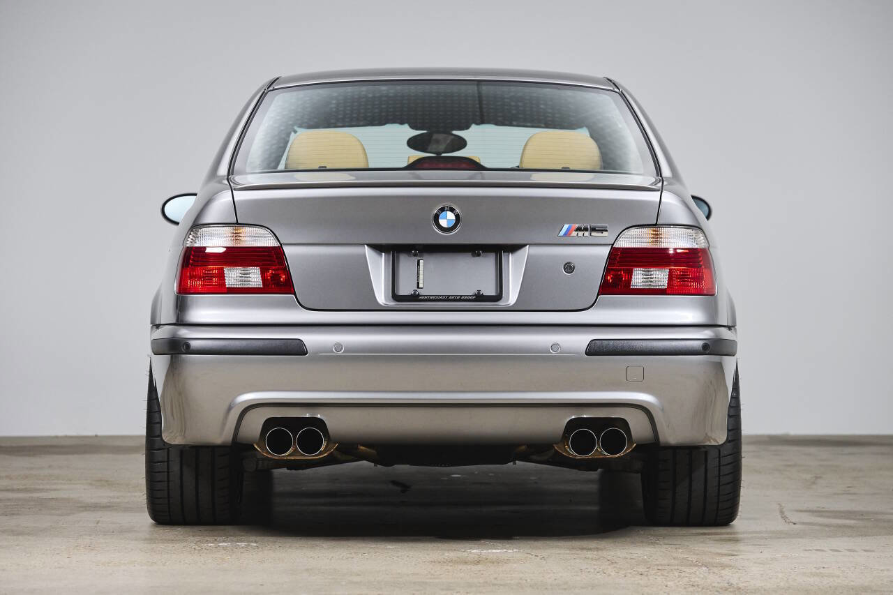Used 2003 BMW M5 image 6