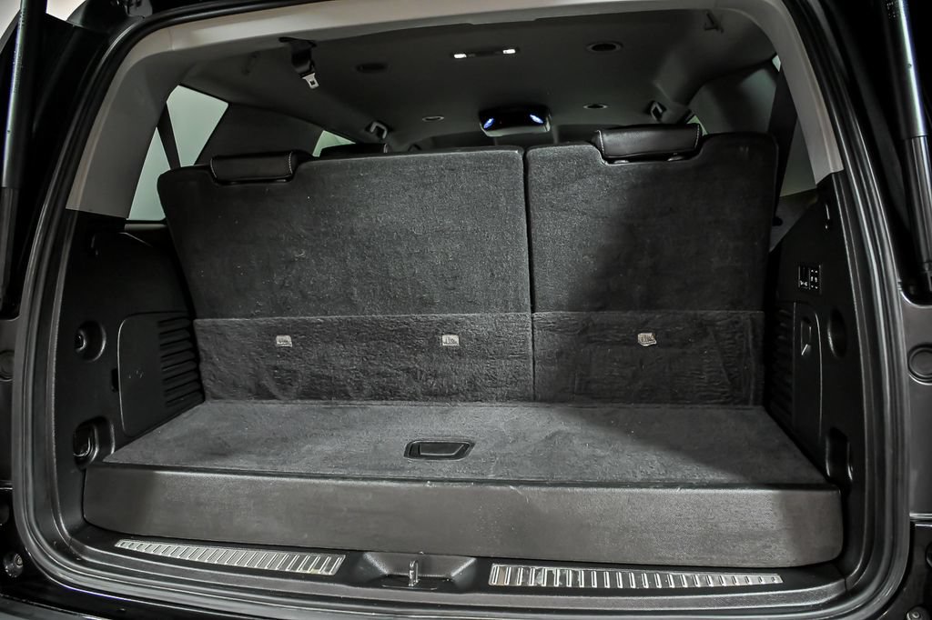 Used 2017 GMC Yukon SLT AWD/4WD image 9
