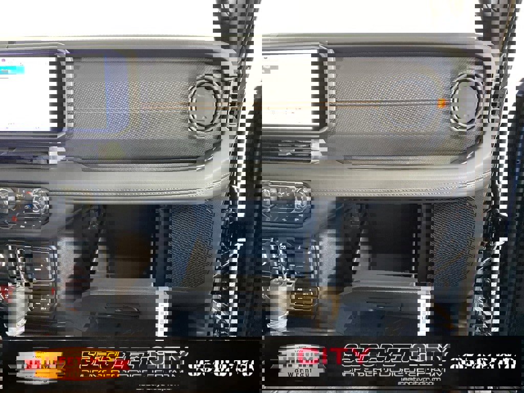 New 2026 Jeep Gladiator Mojave image 32