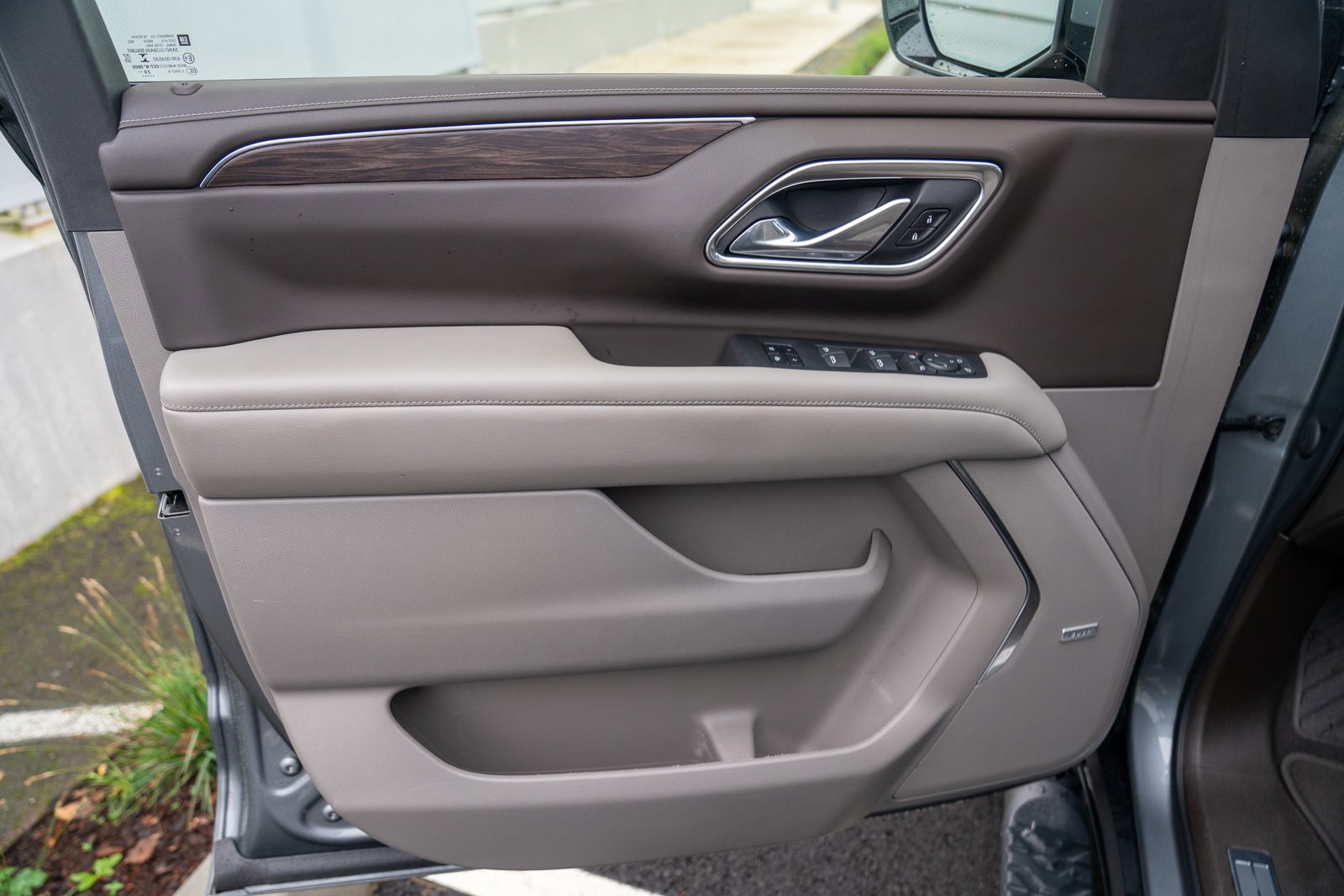 Used 2021 Chevrolet Tahoe Z71 w/ Z71 Off-Road Package image 10