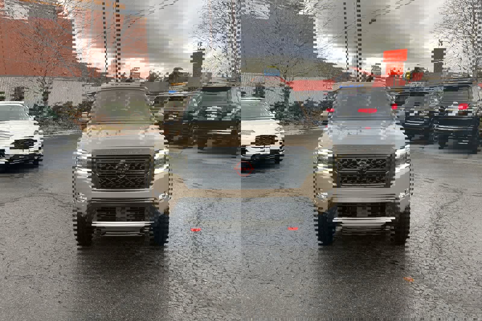 Used 2023 Nissan Frontier PRO-4X w/ Pro Convenience Package image 10