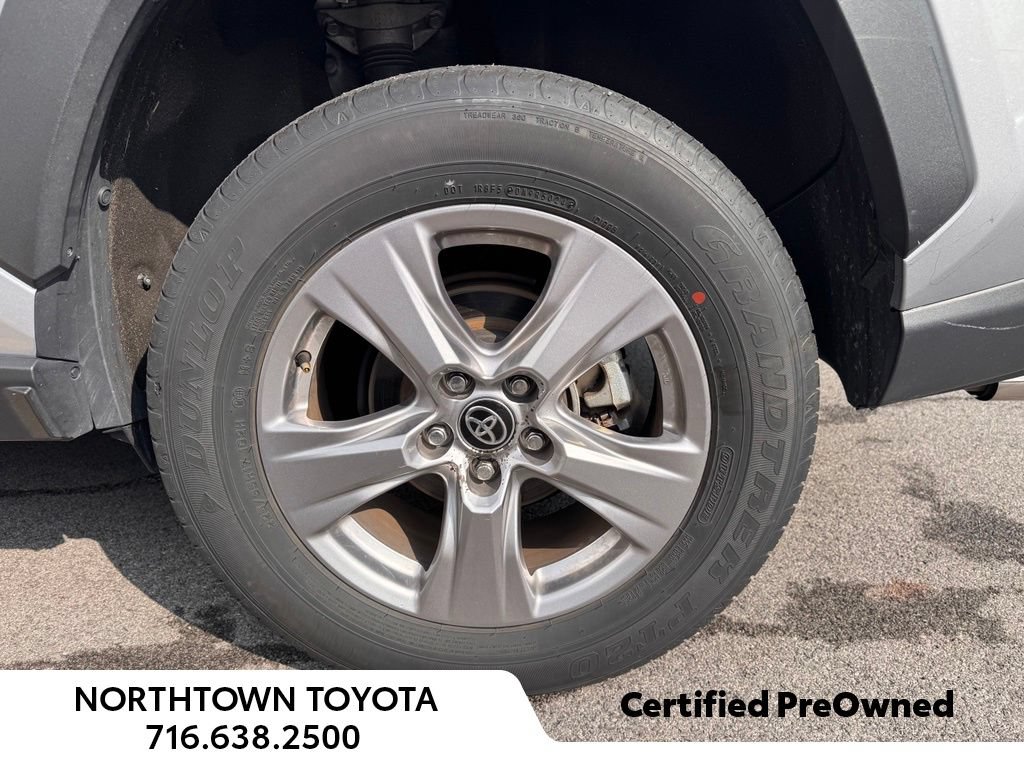 Used 2025 Toyota RAV4 XLE w/ Weather Package AWD/4WD image 29