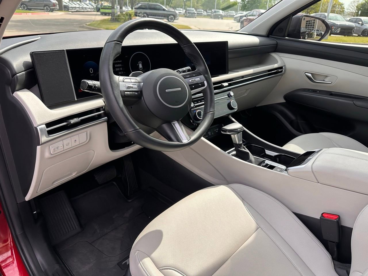 Certified 2025 Hyundai Tucson SEL FWD image 19