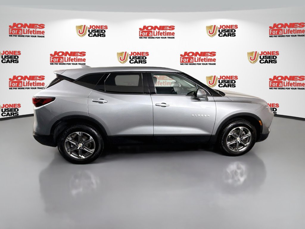 Used 2023 Chevrolet Blazer LT AWD/4WD image 16