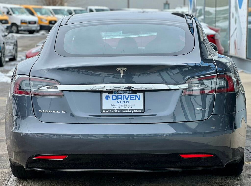 Used 2018 Tesla Model S 75D image 3