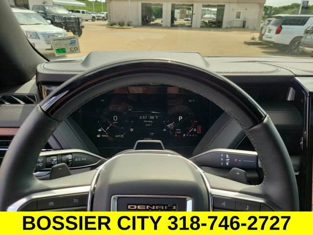 New 2026 GMC Yukon Denali w/ Denali Reserve Package AWD/4WD image 22