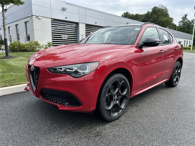 New 2025 Alfa Romeo Stelvio Tributo Italiano w/ Driving Assist Package image 4