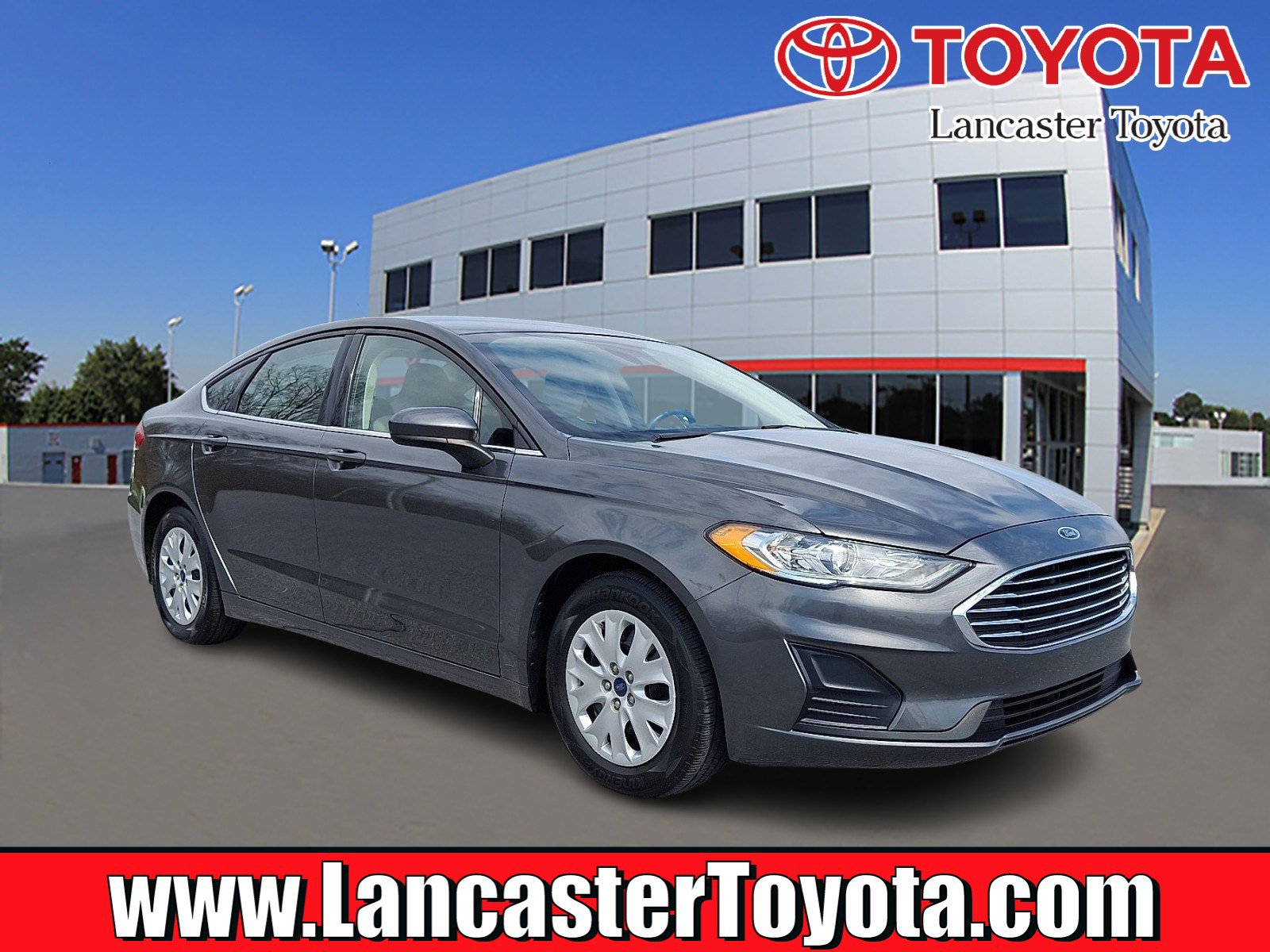 Used 2019 Ford Fusion S image 1