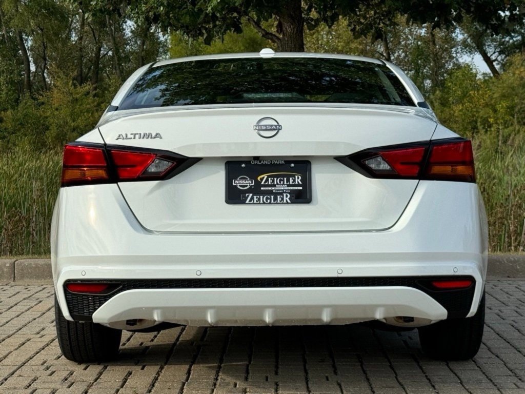 Certified 2025 Nissan Altima 2.5 S image 7