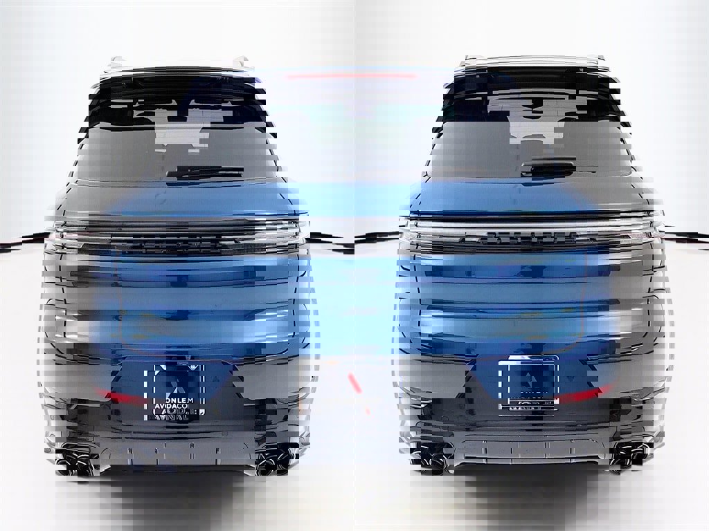 New 2026 Porsche Cayenne GTS image 10