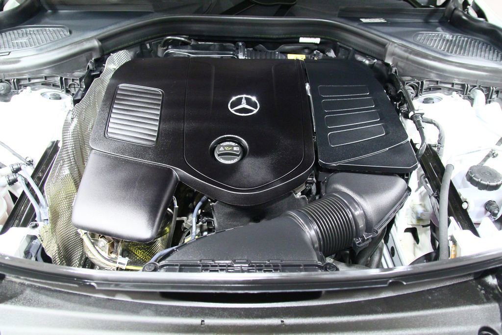 Certified 2026 Mercedes-Benz GLC 300 4MATIC image 32