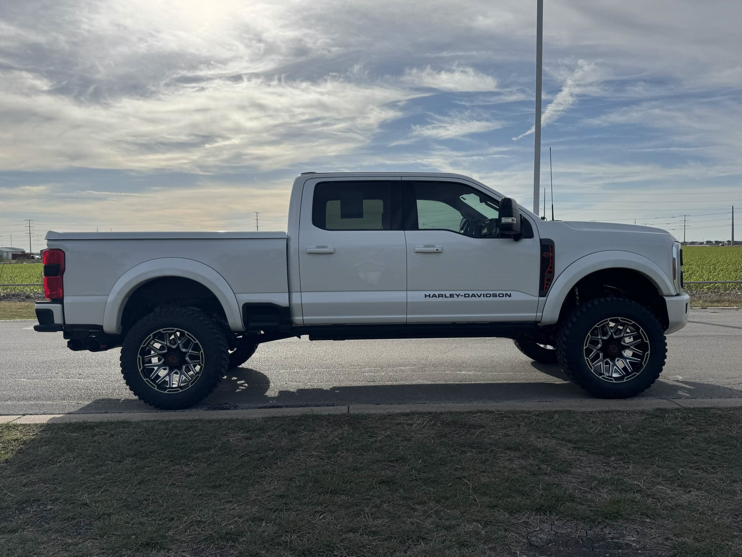 New 2026 Ford F250 Lariat w/ Black Appearance Package AWD/4WD image 3