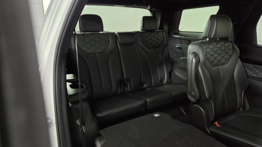 Used 2021 Hyundai Palisade Calligraphy w/ Cargo Package image 39