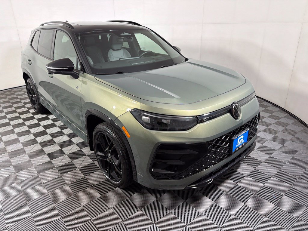Certified 2026 Volkswagen Tiguan SE R-Line