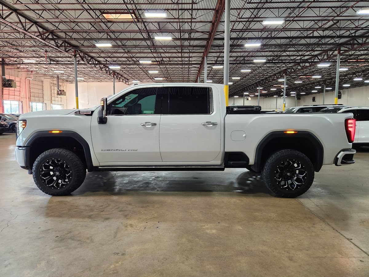 Used 2024 GMC Sierra 2500 Denali w/ Denali Reserve Package AWD/4WD image 7
