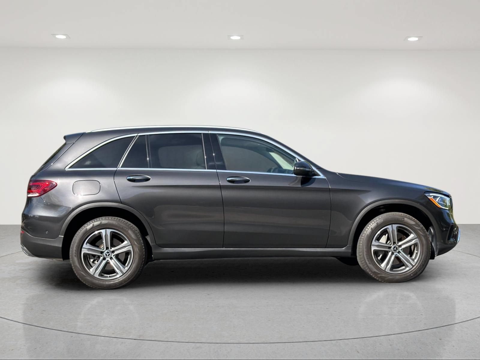 Used 2021 Mercedes-Benz GLC 300 4MATIC image 6