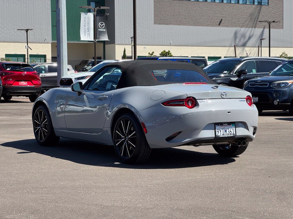 Certified 2025 MAZDA MX-5 Miata Grand Touring w/ Weather Package RWD image 31