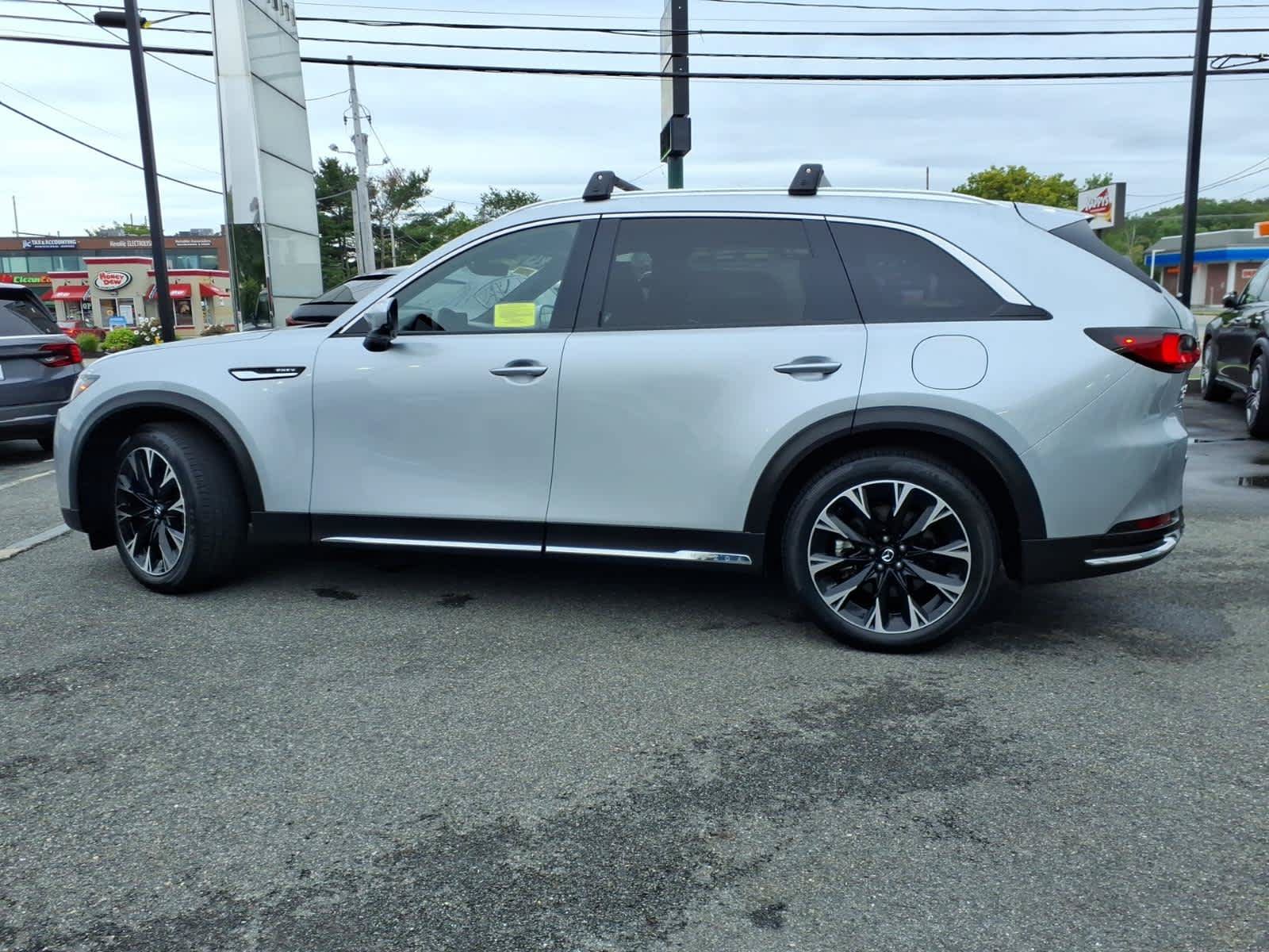 Used 2024 MAZDA CX-90 Plug-In Hybrid w/ Premium Plus AWD/4WD image 7