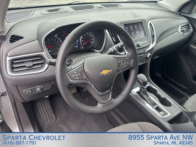 Used 2024 Chevrolet Equinox LT AWD/4WD image 12