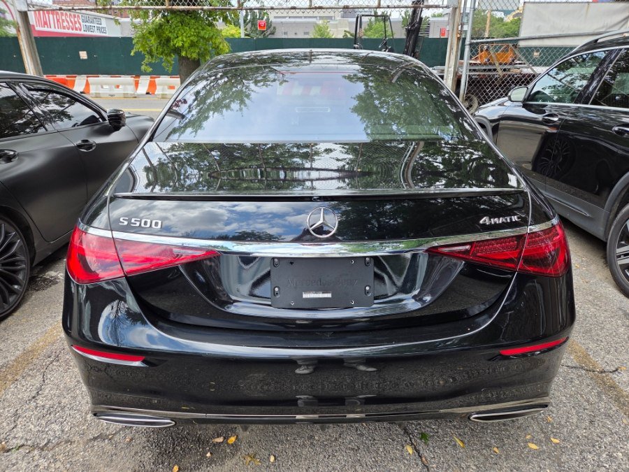 Used 2023 Mercedes-Benz S 500 4MATIC w/ AMG Line image 9