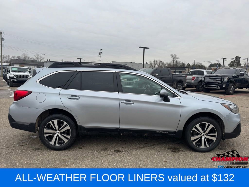 Used 2018 Subaru Outback 3.6R Limited image 6
