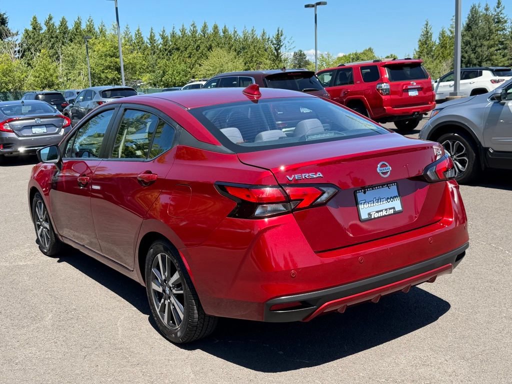 Used 2021 Nissan Versa SV FWD image 6