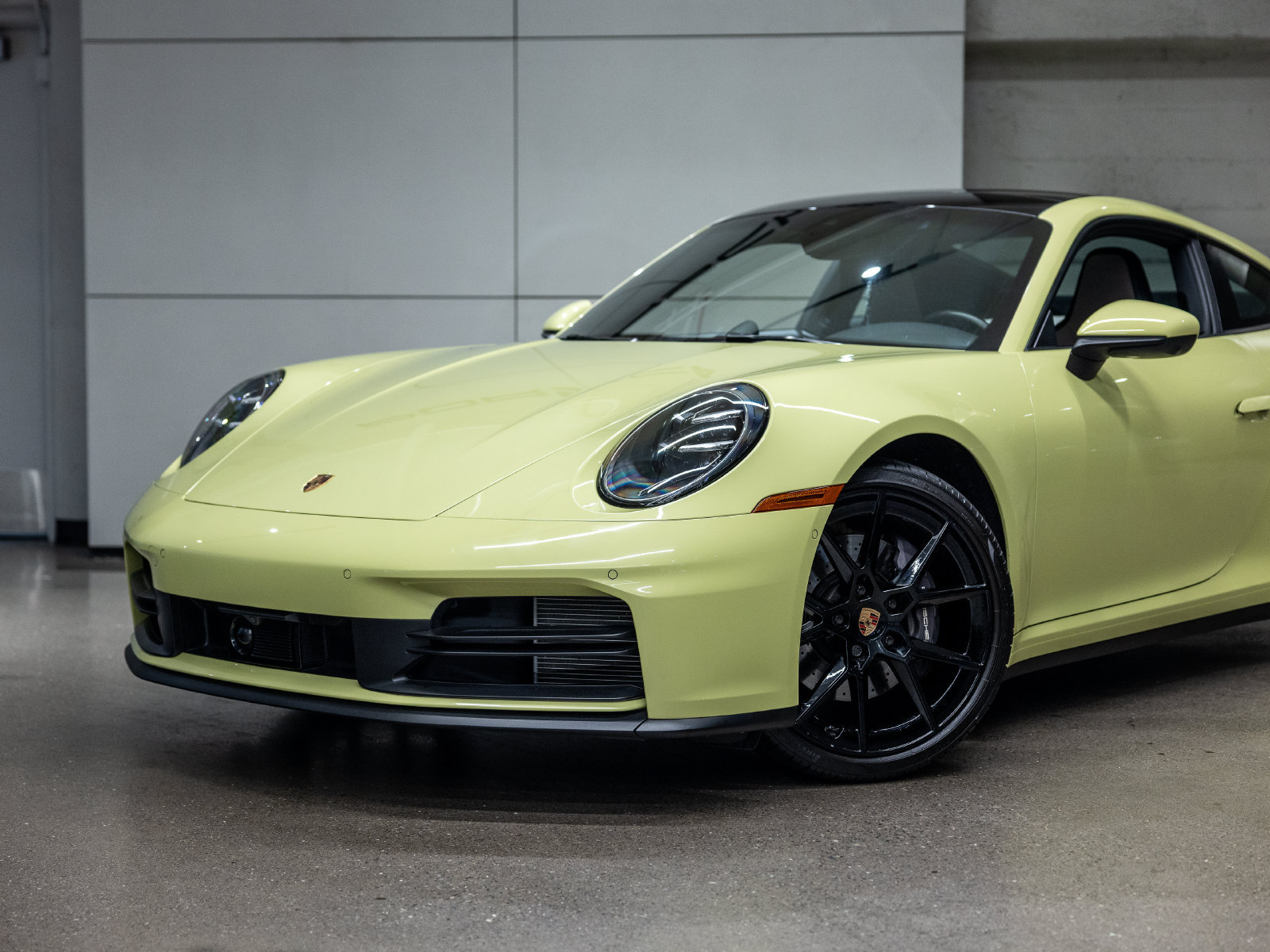 Certified 2025 Porsche 911 Carrera RWD image 20