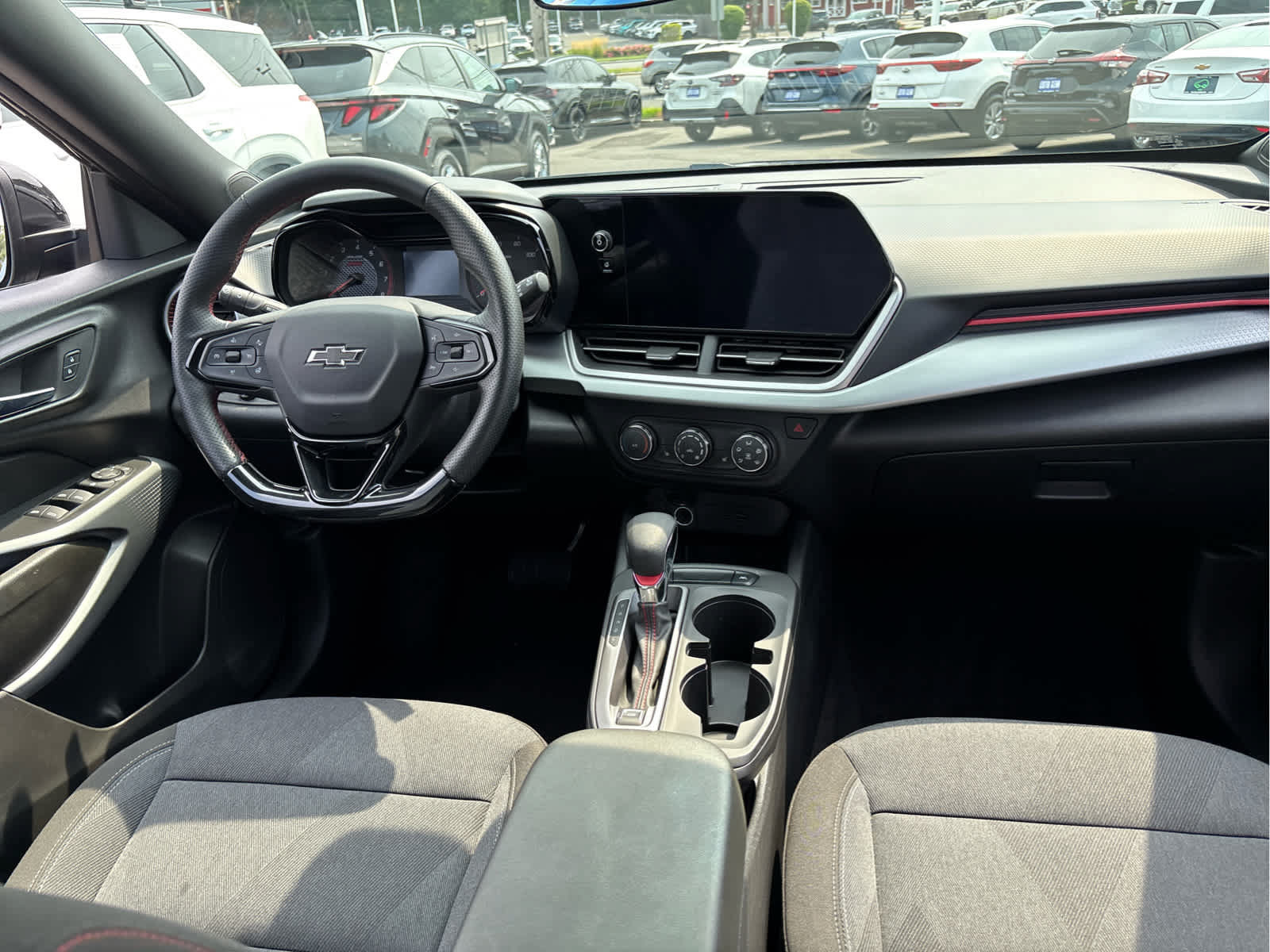 Certified 2024 Chevrolet Trax RS w/ Driver Confidence Package FWD image 24