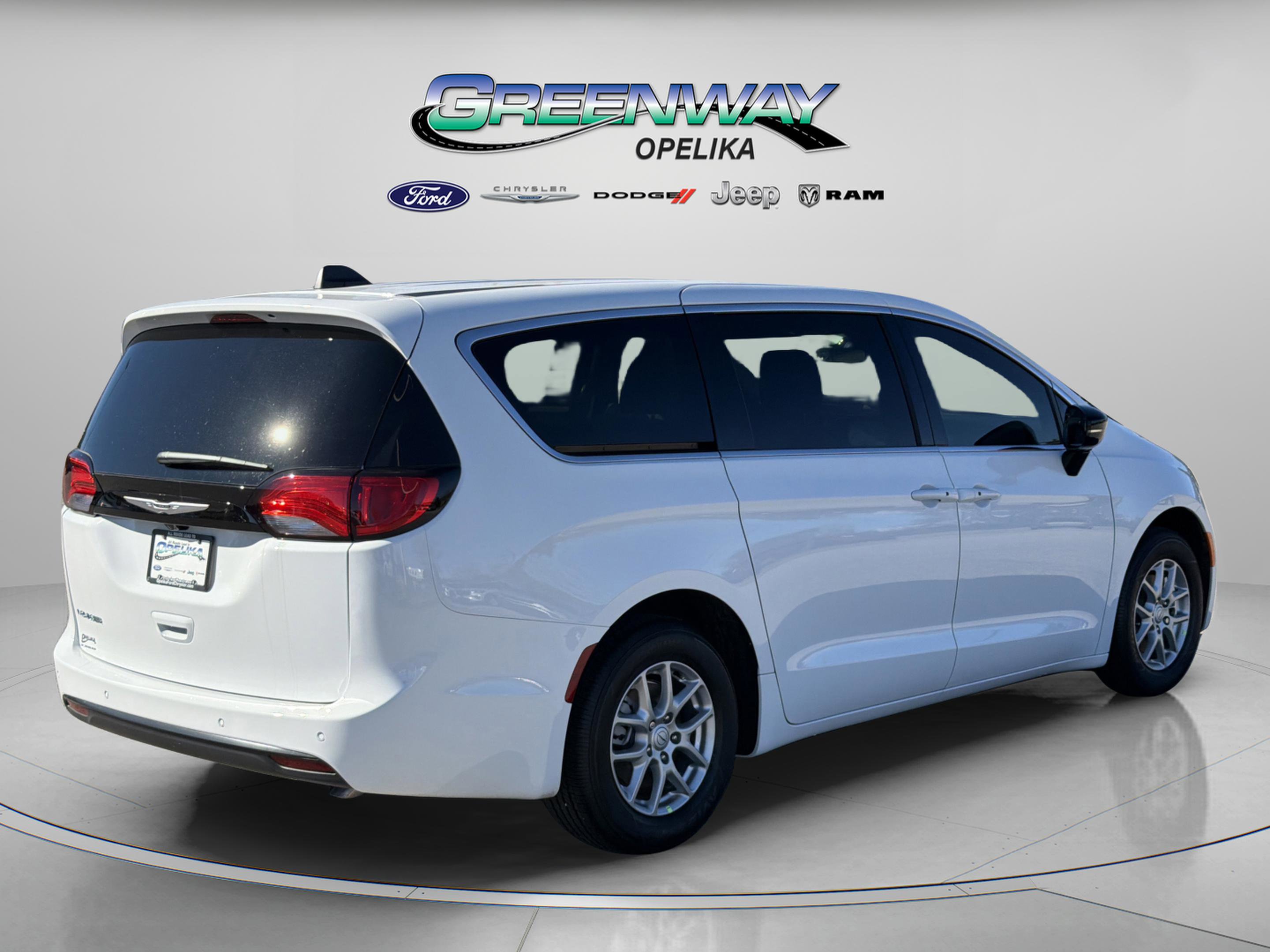 New 2026 Chrysler Voyager LX image 14