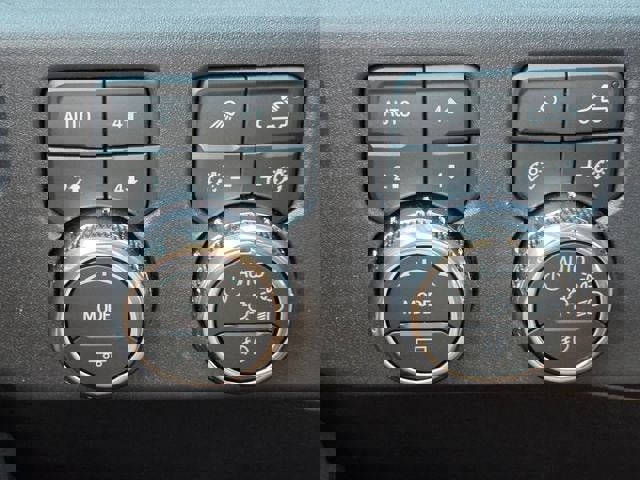 New 2026 GMC Sierra 1500 SLT w/ SLT Premium Plus Package image 23