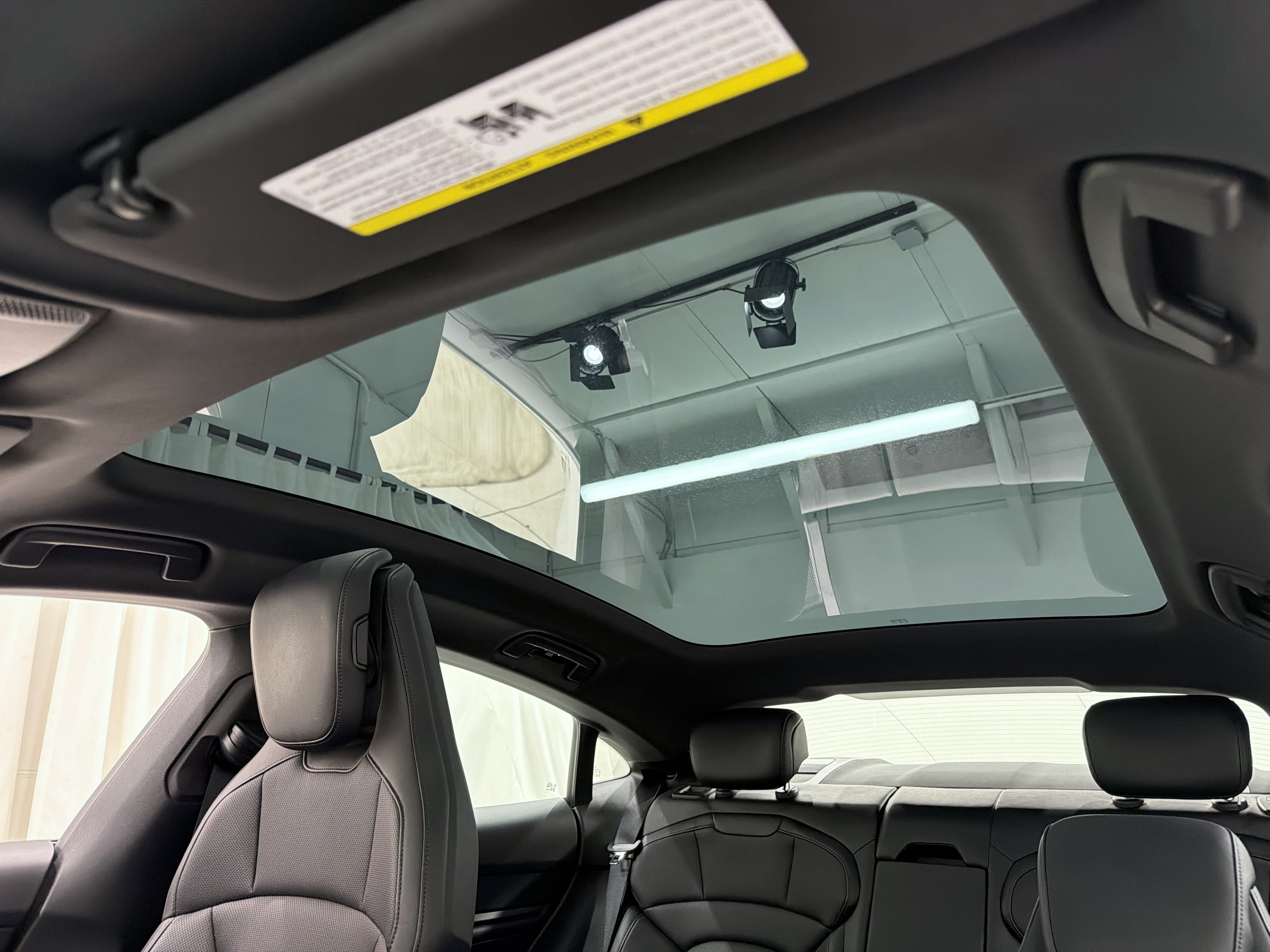 Certified 2021 Porsche Taycan RWD image 33