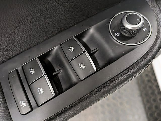 Used 2024 Alfa Romeo Giulia Veloce image 13