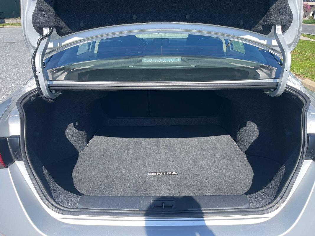 Used 2022 Nissan Sentra SV image 22