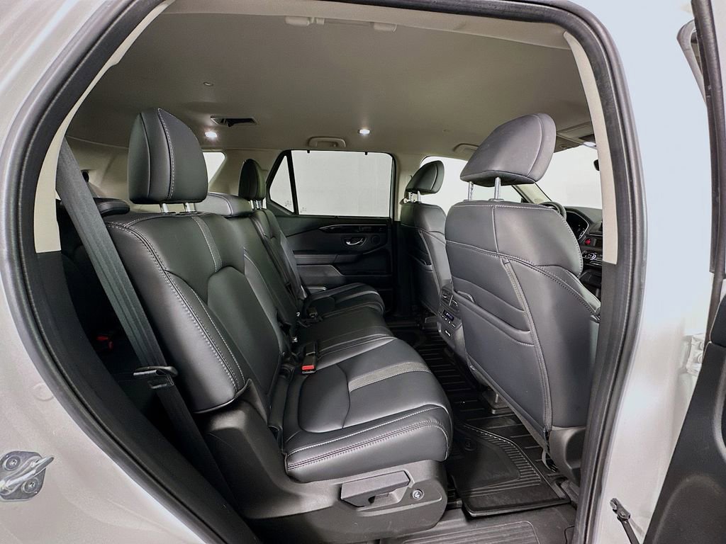Used 2023 Honda Pilot EX-L image 28