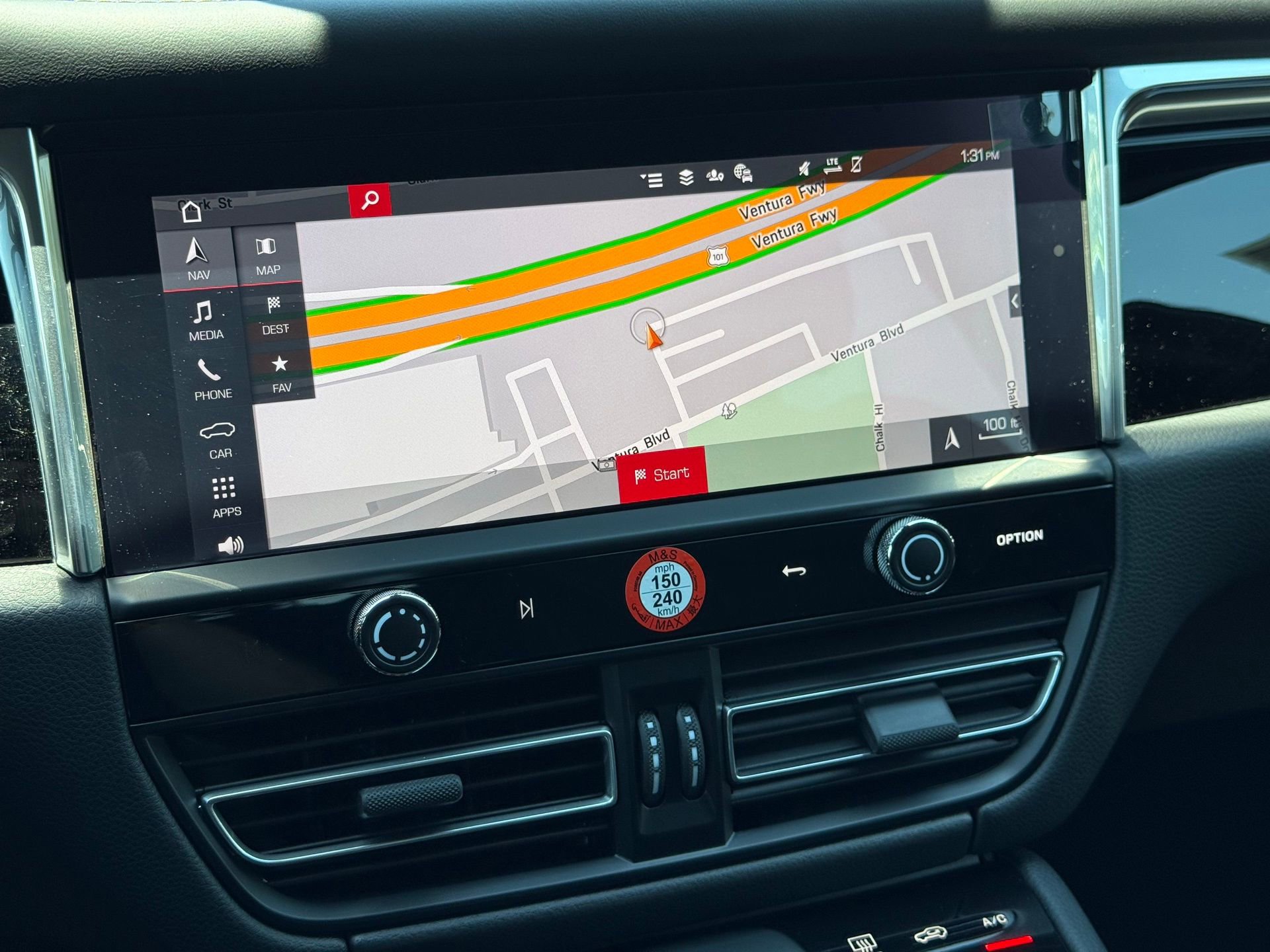 Used 2025 Porsche Macan image 20