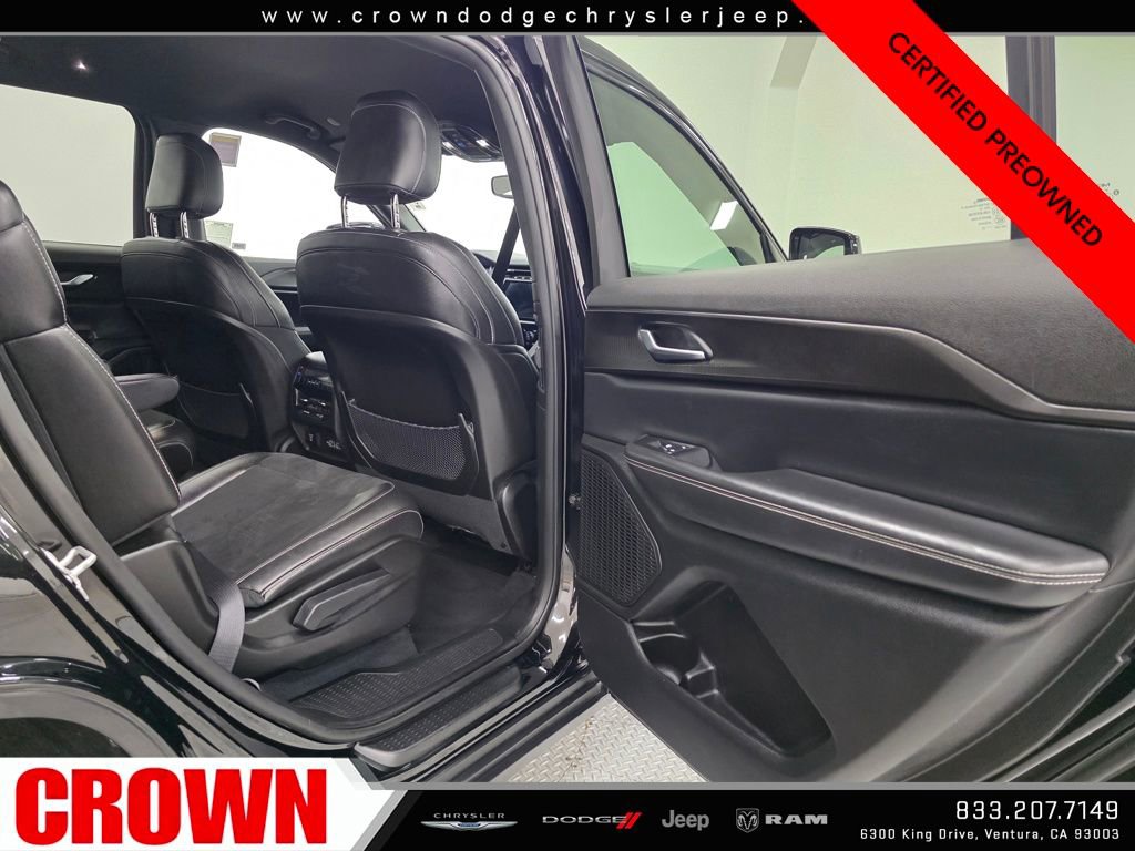 Certified 2023 Jeep Grand Cherokee L Laredo image 15