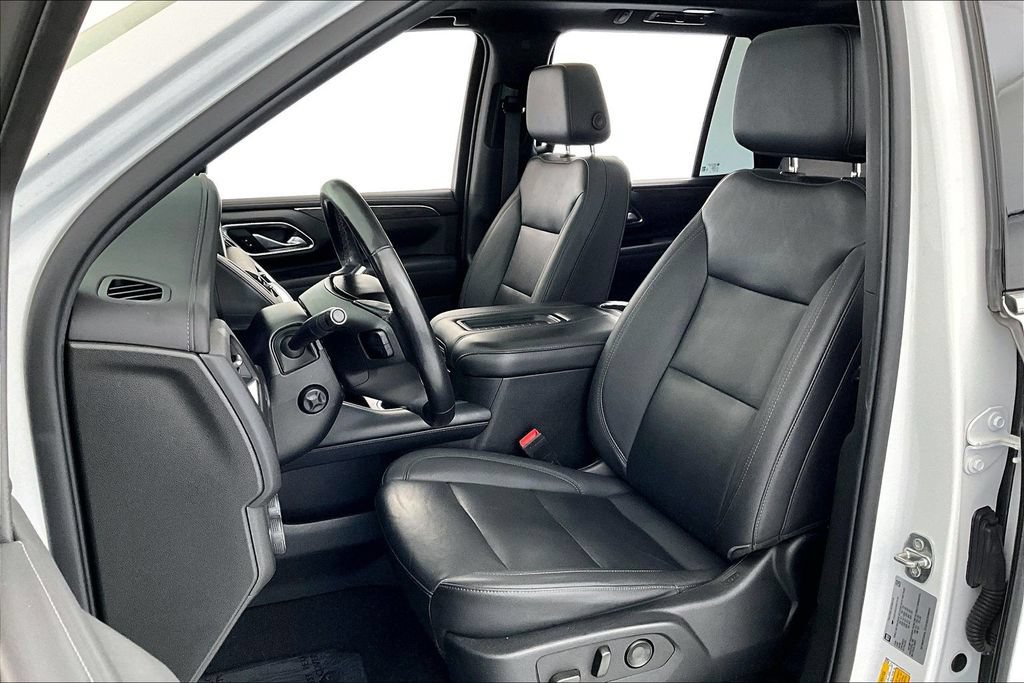 Used 2022 Chevrolet Tahoe LT w/ Luxury Package AWD/4WD image 32