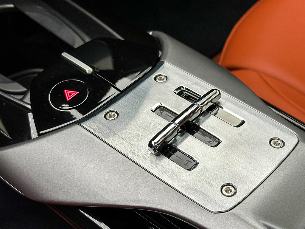 Used 2025 Ferrari 12Cilindri RWD image 22