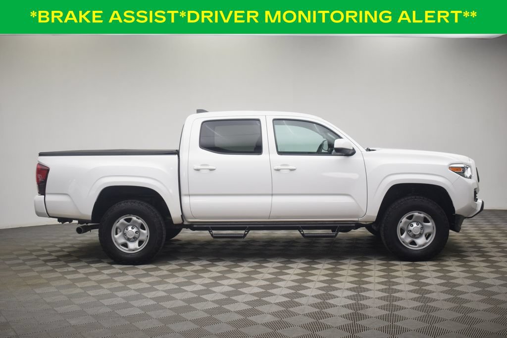 Used 2022 Toyota Tacoma SR AWD/4WD image 15